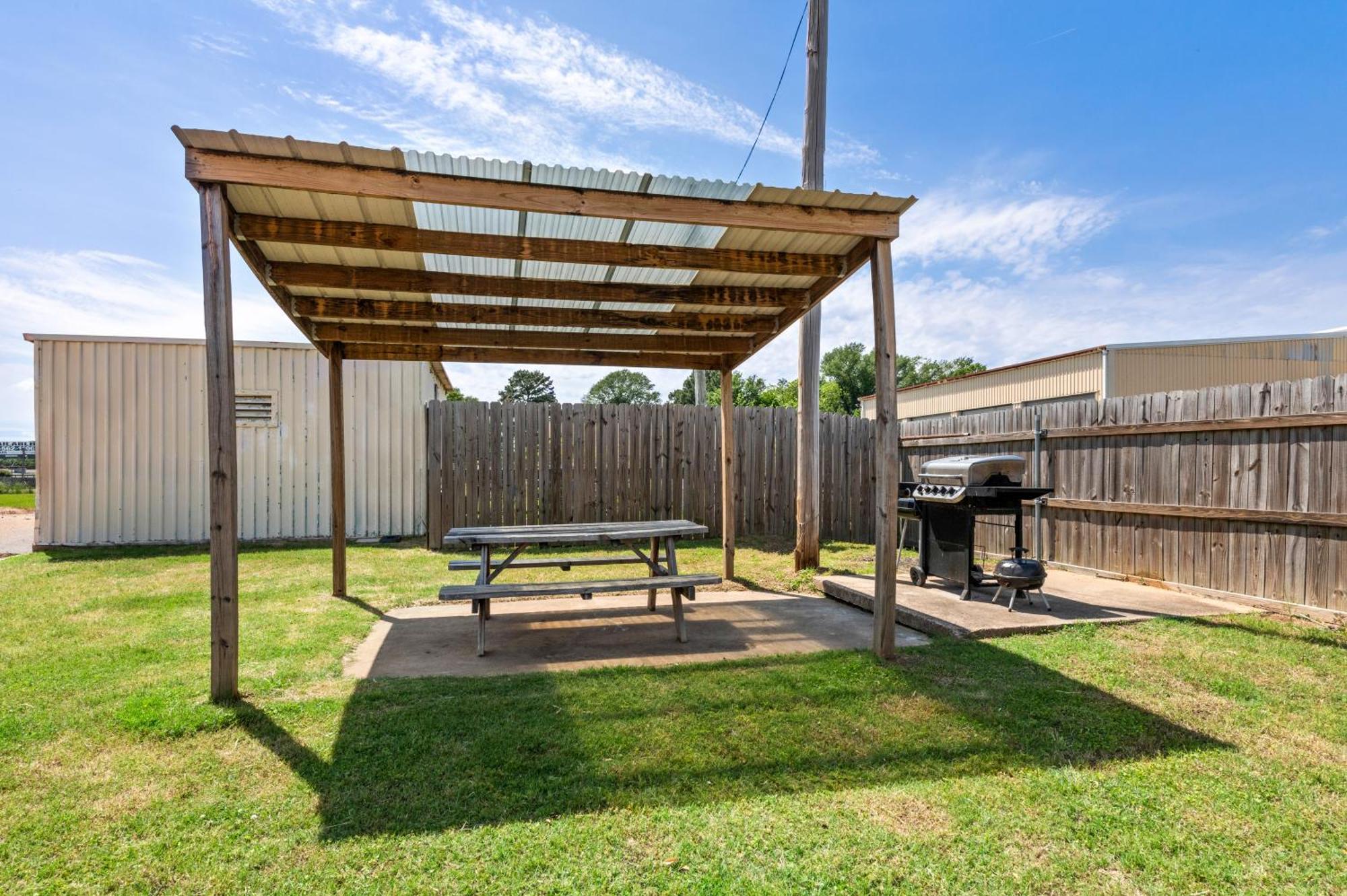 Econo Lodge Texarkana I-30 מראה חיצוני תמונה